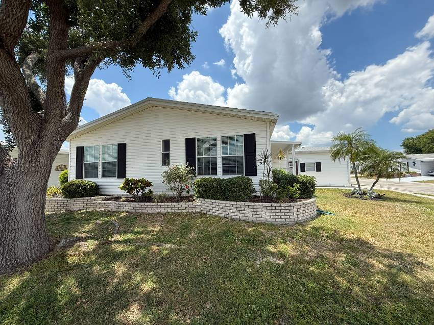 Parrish, FL Mobile Home for Sale located at 261 Gardenia Lane The Gardens
